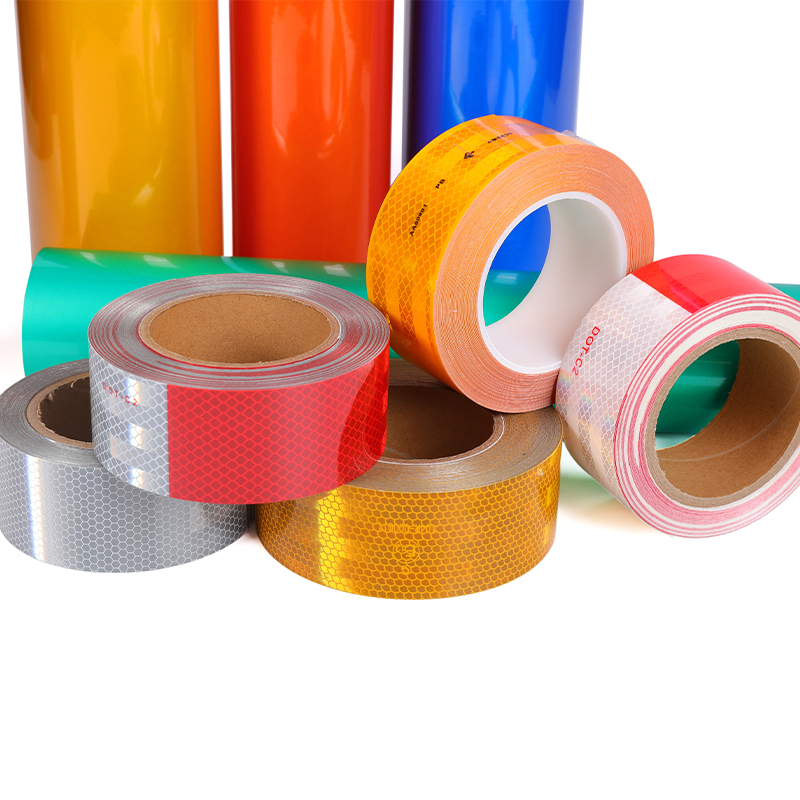 صفائح عاكسة عالية الكثافة